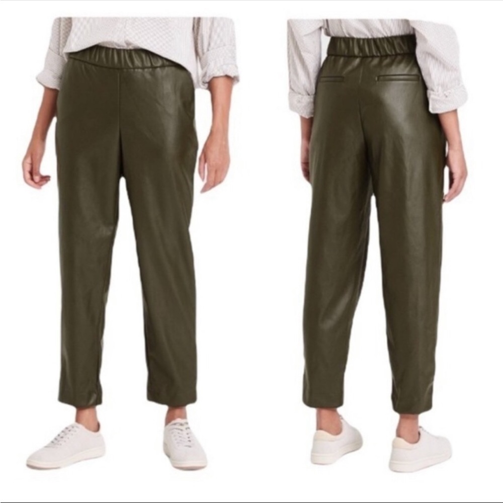 a new day faux leather ankle pants womens size M green